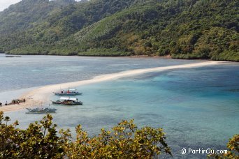 Bande de sable reliant les les Palawan et Snake Island - Philippines