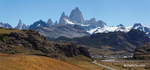 Les montagnes du Fitz Roy devant El Chaltn - Argentine