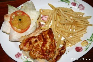 "Tango Mango Chicken Burger" du "Sports Bar & Grill"
