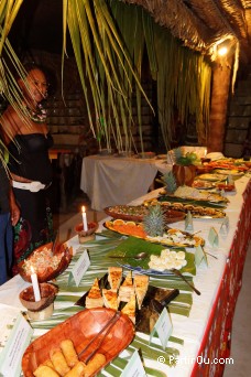 Ma'a Tahiti au Tiki Village - Moorea