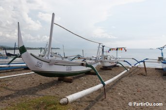 Jukung, le bateau traditionel de pcheur balinais - Indonsie