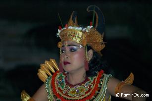 Spectacle "Kecak Ramayana and Fire Dance"  Ubud