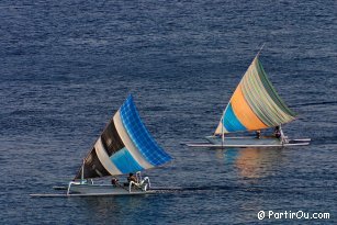 Jukungs, des bateaux de pcheurs balinais - Indonsie