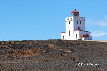Phare de Dyrh�laey - Islande