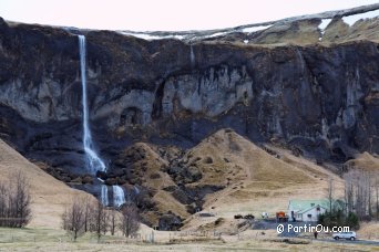 Cascade de Foss � S��u - Islande