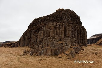 Orgues basaltiques de Dverghamarar - Islande