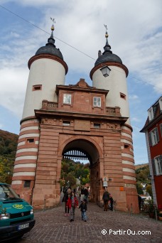 Porte du pont Karl-Theodor - Heidelberg - Allemagne