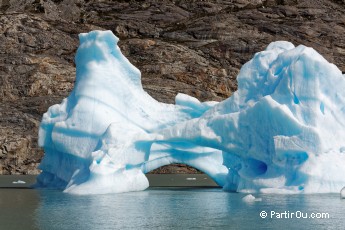 Iceberg à proximté du glacier Upsala - Argentine