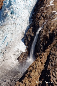 Cascade au glacier Piadras Blancas - El Chaltén - Argentine