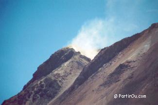 Volcan Irruputuncu