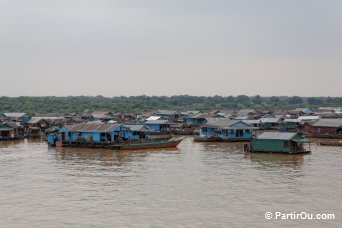 Village flottant de Chong Knheas - Tonl Sap - Cambodge