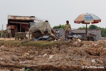 Au bord du lac Tonl Sap - Cambodge