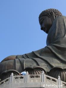 La statue de Bouddha Tian Tan - Hong Hong