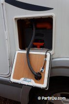 Emplacement cassette toilettes chimiques - Camping-car
