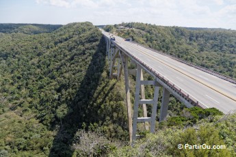 Pont de Bacunayagua - Cuba