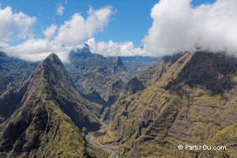 Cirque de Mafate vue depuis Cap Noir - La Réunion
