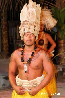 Show du Tiki Village  Moorea