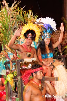 Tiki Village - Moorea