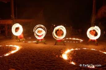 Tiki Village - Moorea