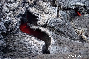 Roche en fusion du volcan Pacaya - Guatemala