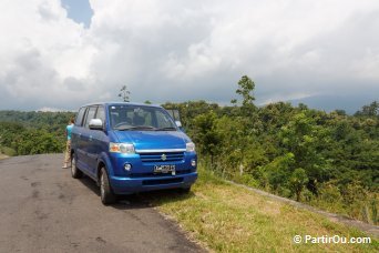 Voiture 7 places - Bali - Indonesie