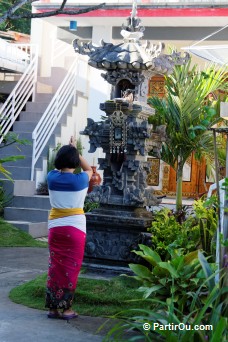 Autel dédié aux dieux - Bali