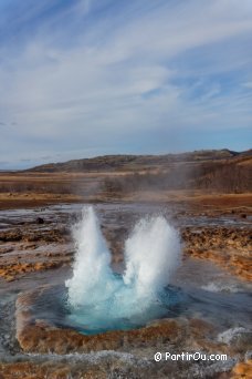 Geyser Strokkur  Geysir - Islande