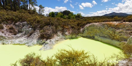 Devil's Bath à Wai-O-Tapu - Nouvelle-Zélande