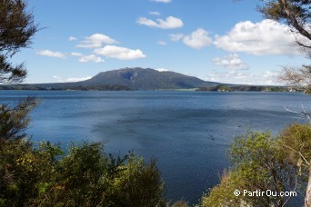 Lac de Rotomahana - Waimangu - Nouvelle-Zlande