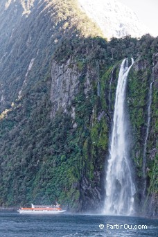 Stirling Falls - Milford Sound - Nouvelle-Zélande