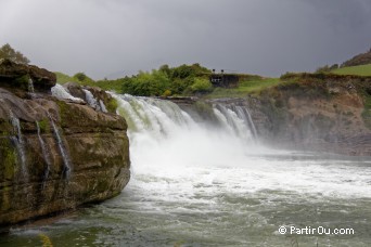 Maruia Falls - Nouvelle-Zlande