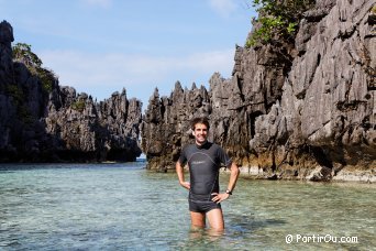 Hidden Beach sur Matinloc - Philippines