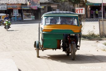 Tricycle à moteur - Philippines