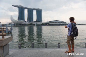 à Singapour