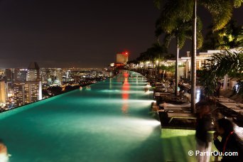 Piscine du SkyPark - Marina Bay Sands - Singapour